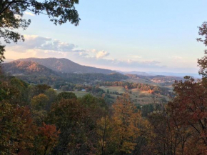 Top of the Line Asheville Mountain Cabin